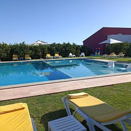 Quinta Dos I's - Algarve 팜스테이 *