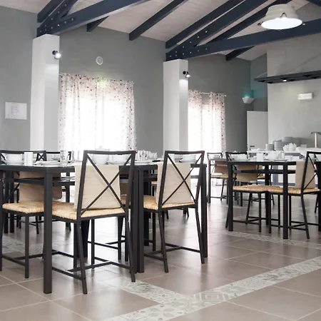 Quinta Dos I's - Algarve 팜스테이 *